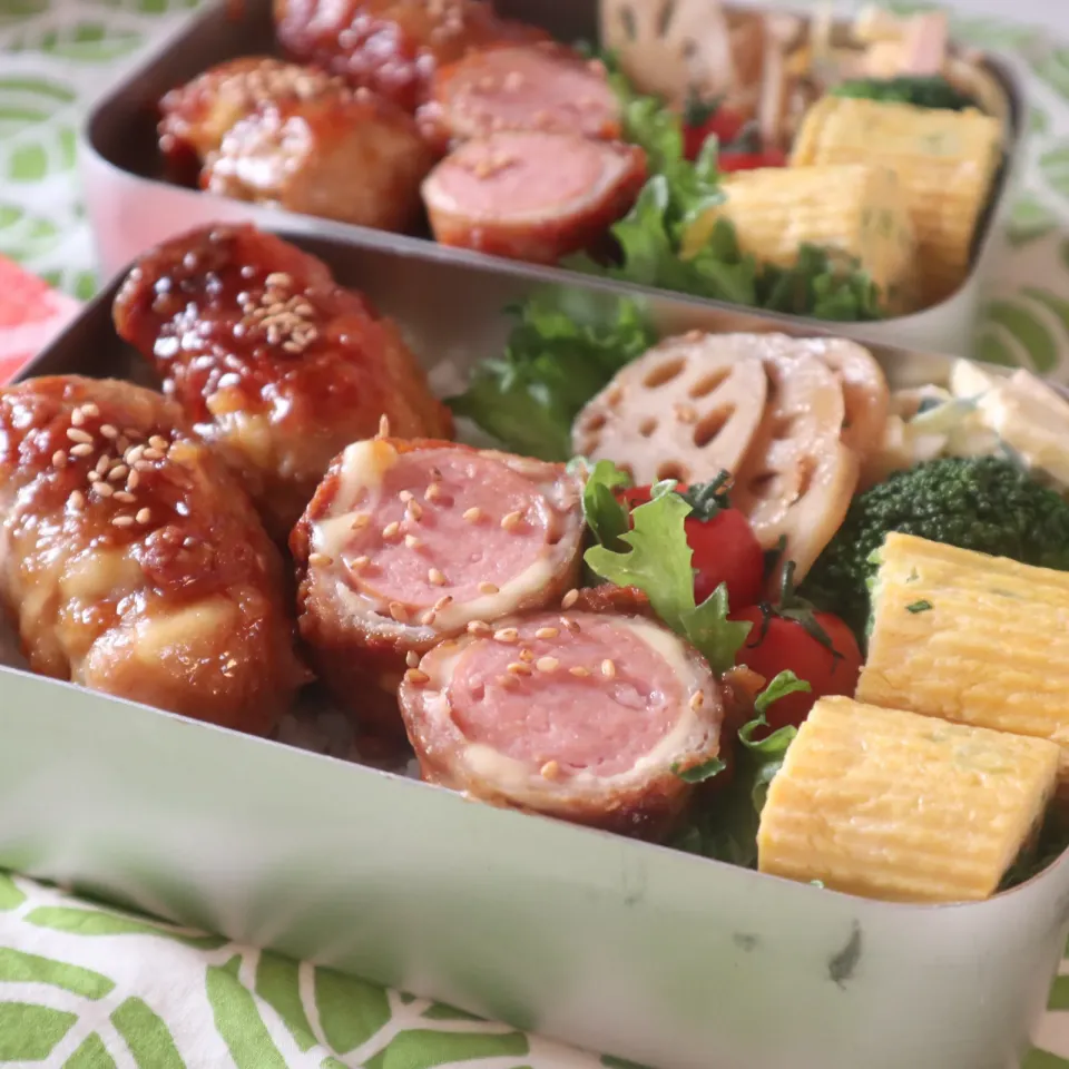 Snapdishの料理写真:中学生男子年子弁当🍱ソーセージの豚肉チーズ巻き|なかじー。さん