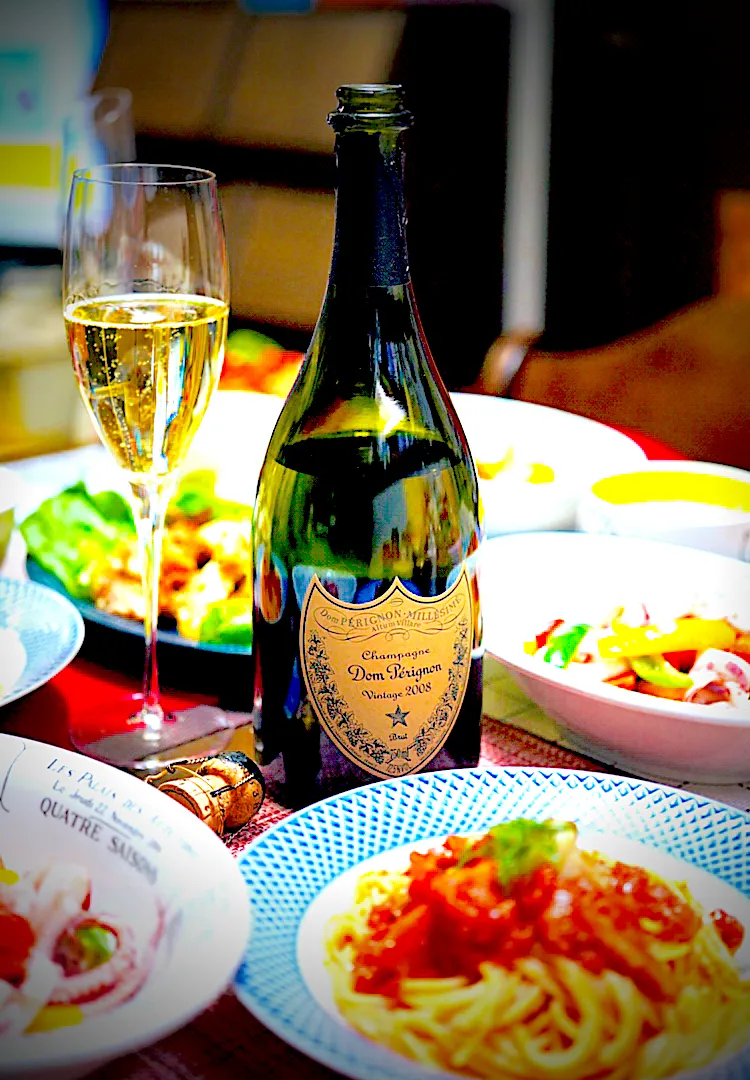 ちょっと豪華な晩ごはん！✨🥂🍾✨💛|イチロッタさん