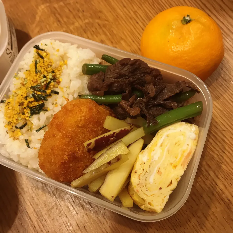 Snapdishの料理写真:中学生娘弁当11月4日|hatabowwyomeさん