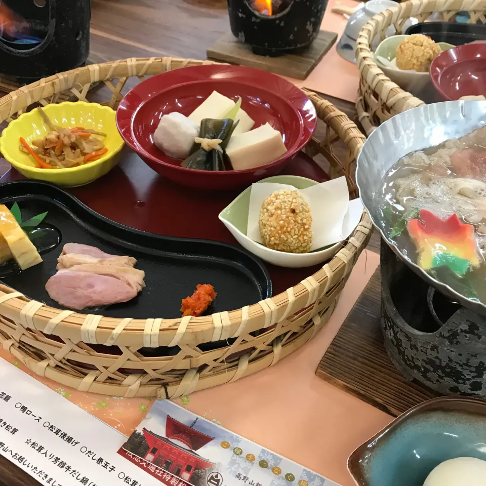 Snapdishの料理写真:松茸づくし膳|友さん