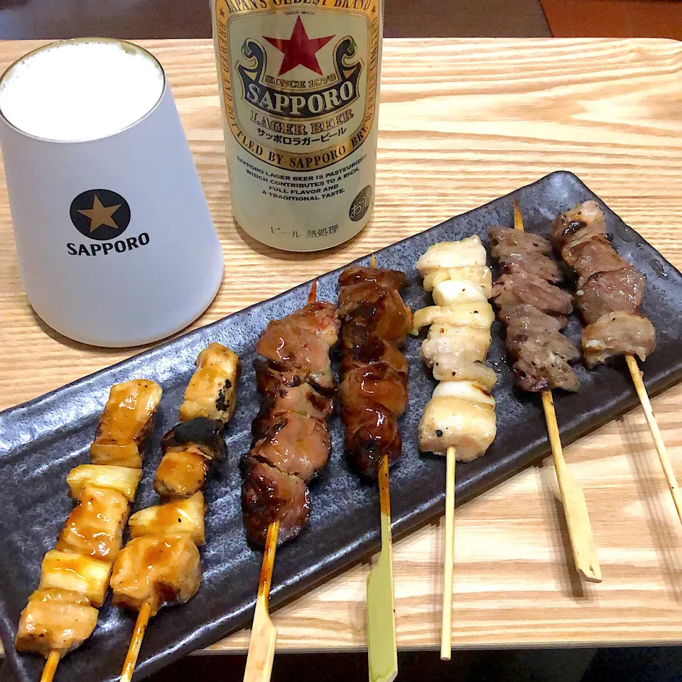 鳥屋さんの焼き鳥🐓と赤星缶🍺|Jean Nobyさん