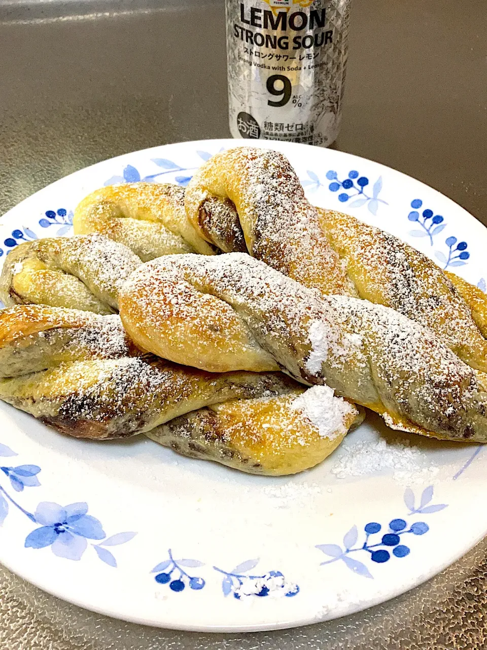 甘味足りなくてシュガーパウダー買いに行ってきました😊今から飲んで寝ます🤣|みどりさん