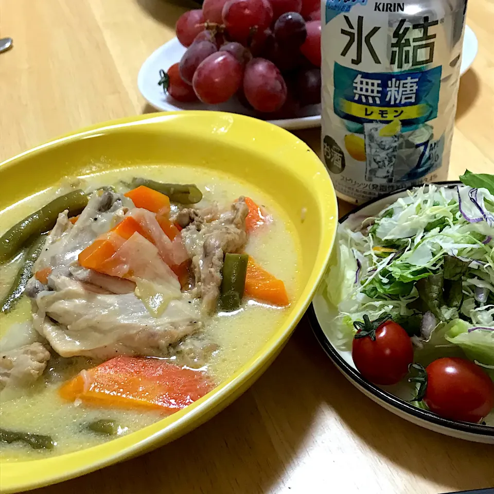 クリームシチューでお家飲み|コマツ菜さん