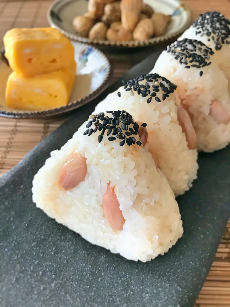 落花生おこわおにぎり🍙|アッチさん