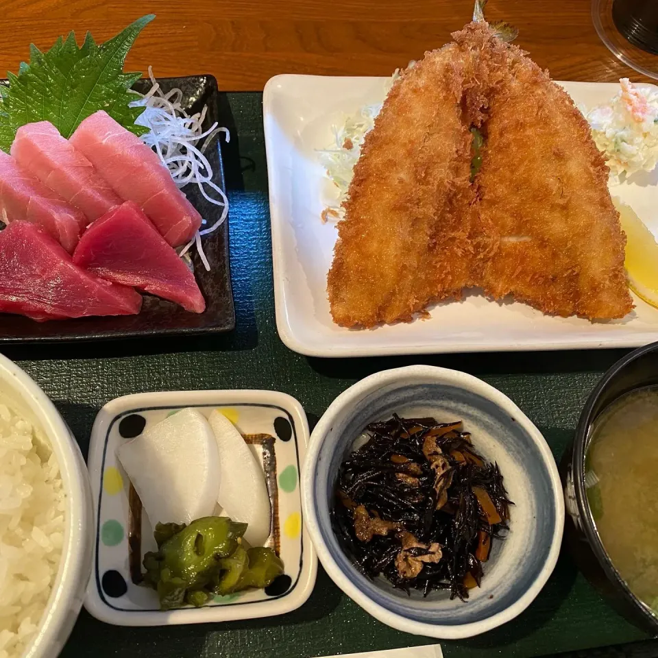 アジフライとマグロの定食|H.Kさん