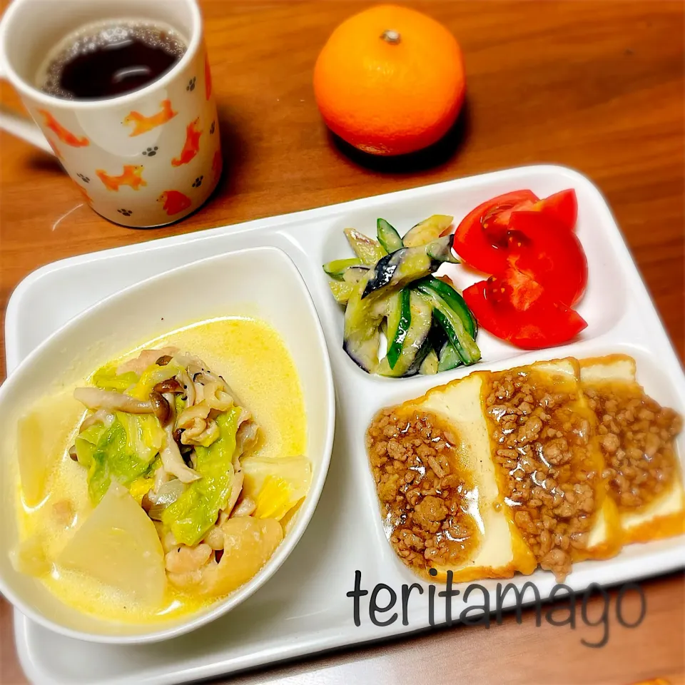 Snapdishの料理写真:鶏ももと白菜のミルク煮|teritamagoさん