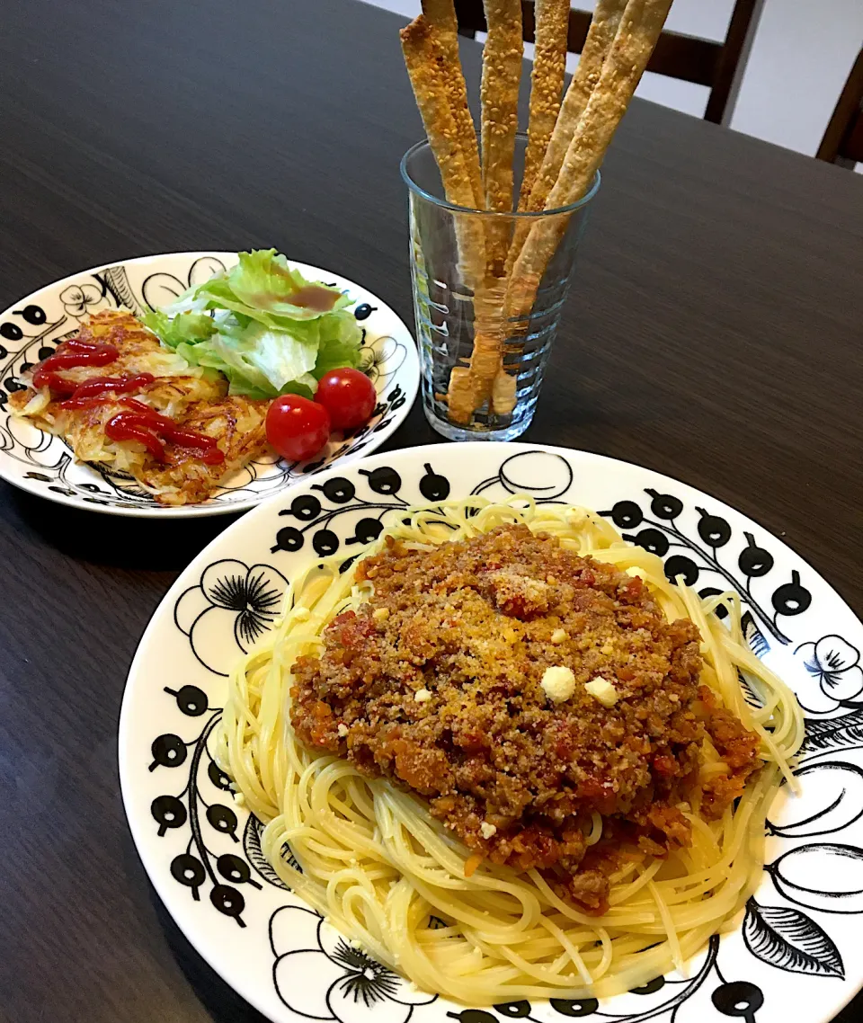 スパゲッティミートソースの晩ご飯|mikaさん