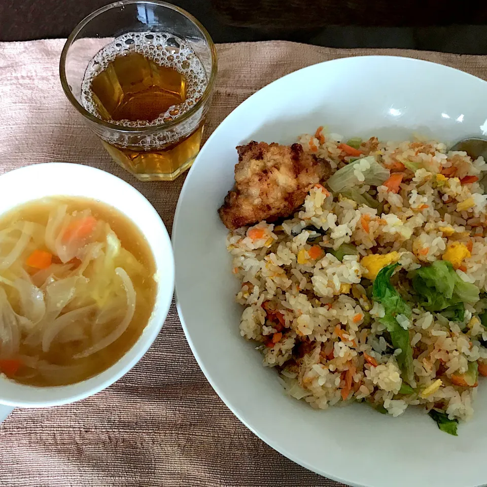 鮭とレタスのチャーハン、唐揚げ、野菜スープ|純さん