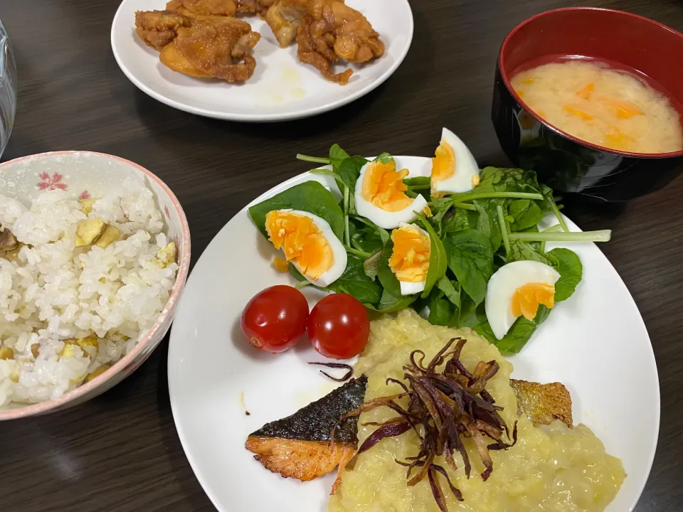 Snapdishの料理写真:10/27 鮭のさつまいもマッシュソース添え|sunrisedxさん