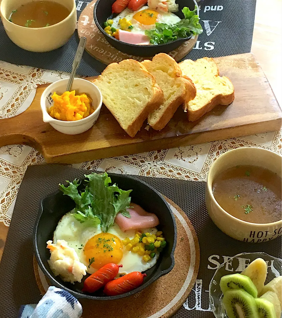 お休みの日の朝ごぱん🍞|ちこさん