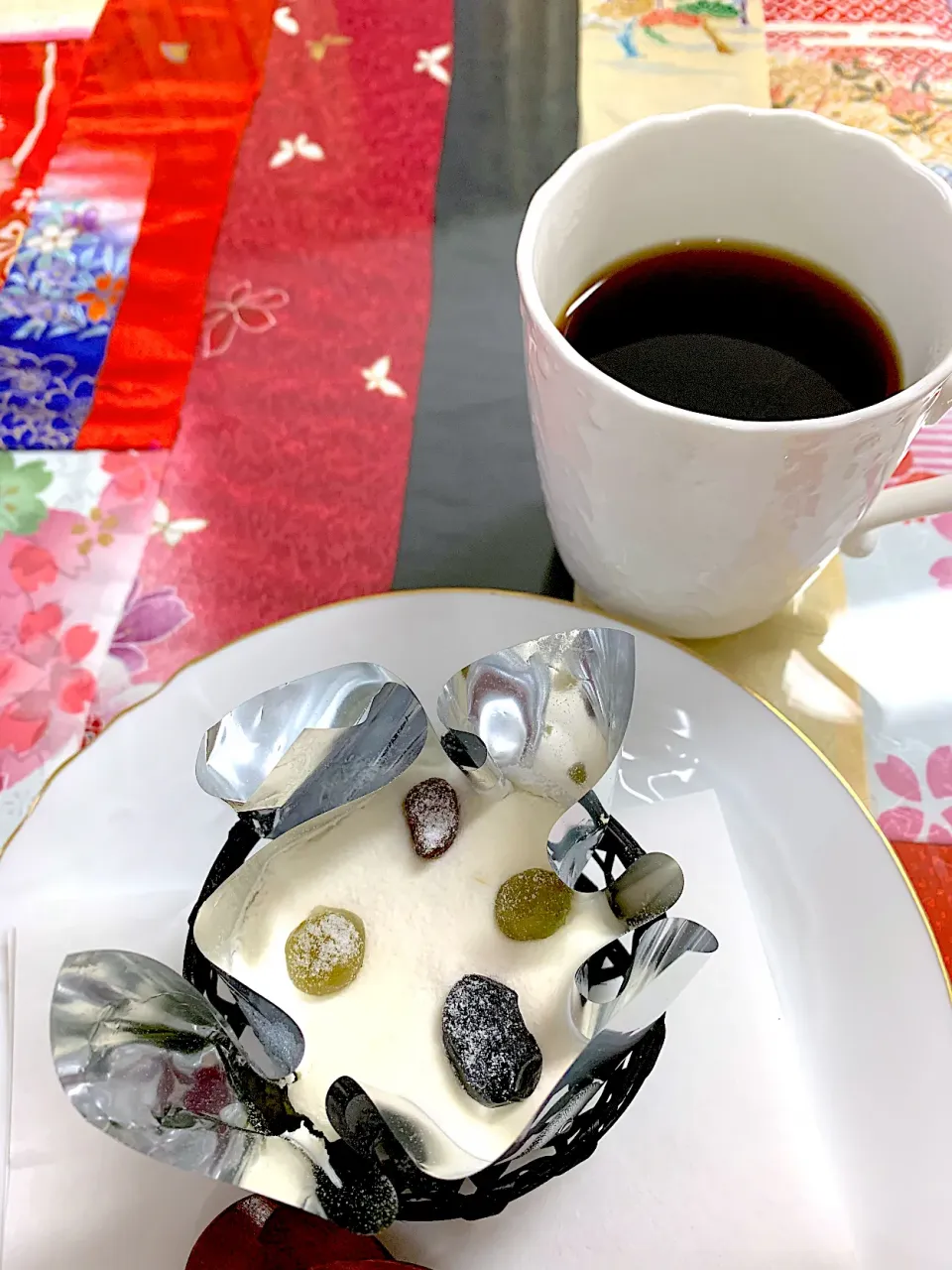 Snapdishの料理写真:一乗寺中谷さんの絹ごし抹茶ティラミスでコーヒータイム|プクママさん