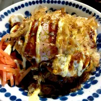 Snapdishの料理写真:#焼きそば#目玉焼き乗せ　🍳|あすかさん