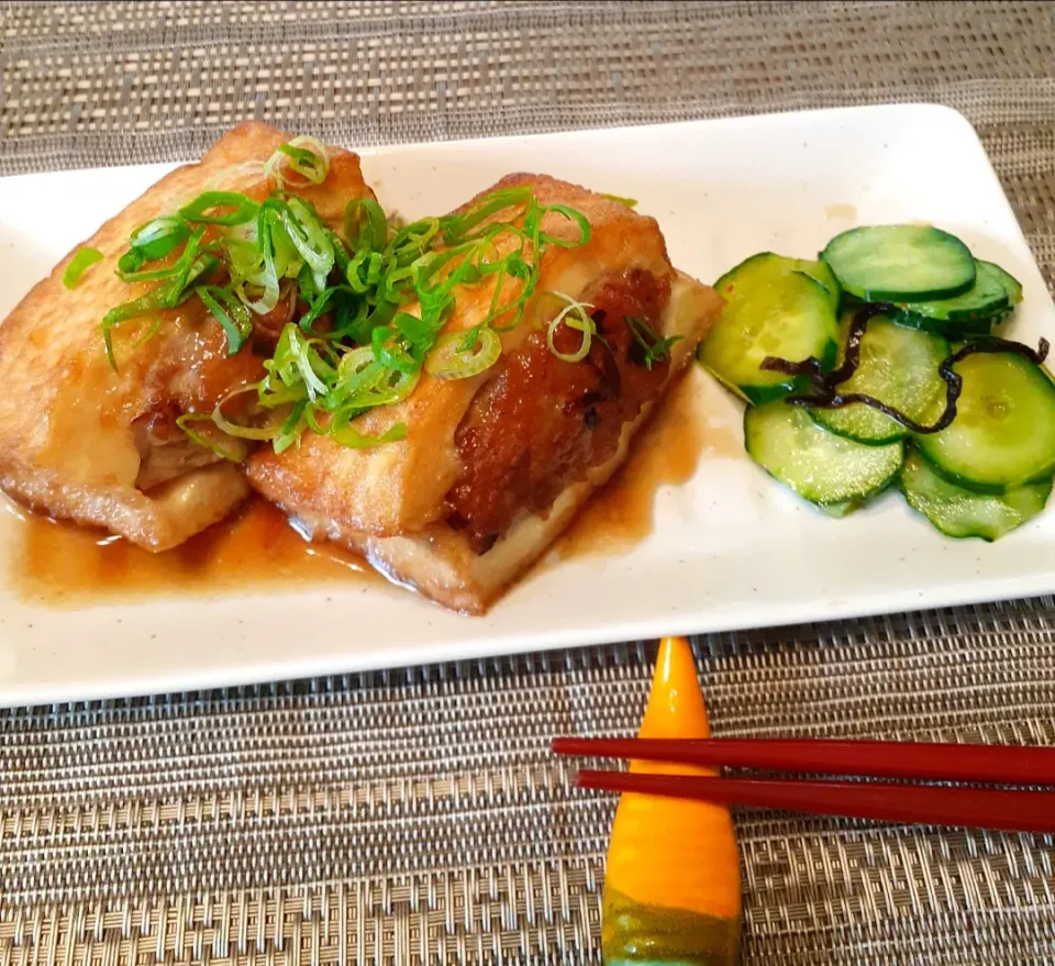 いちごさんの料理
✨すき焼きのたれで焼いた、厚揚げの肉詰め✨|fumfumさん