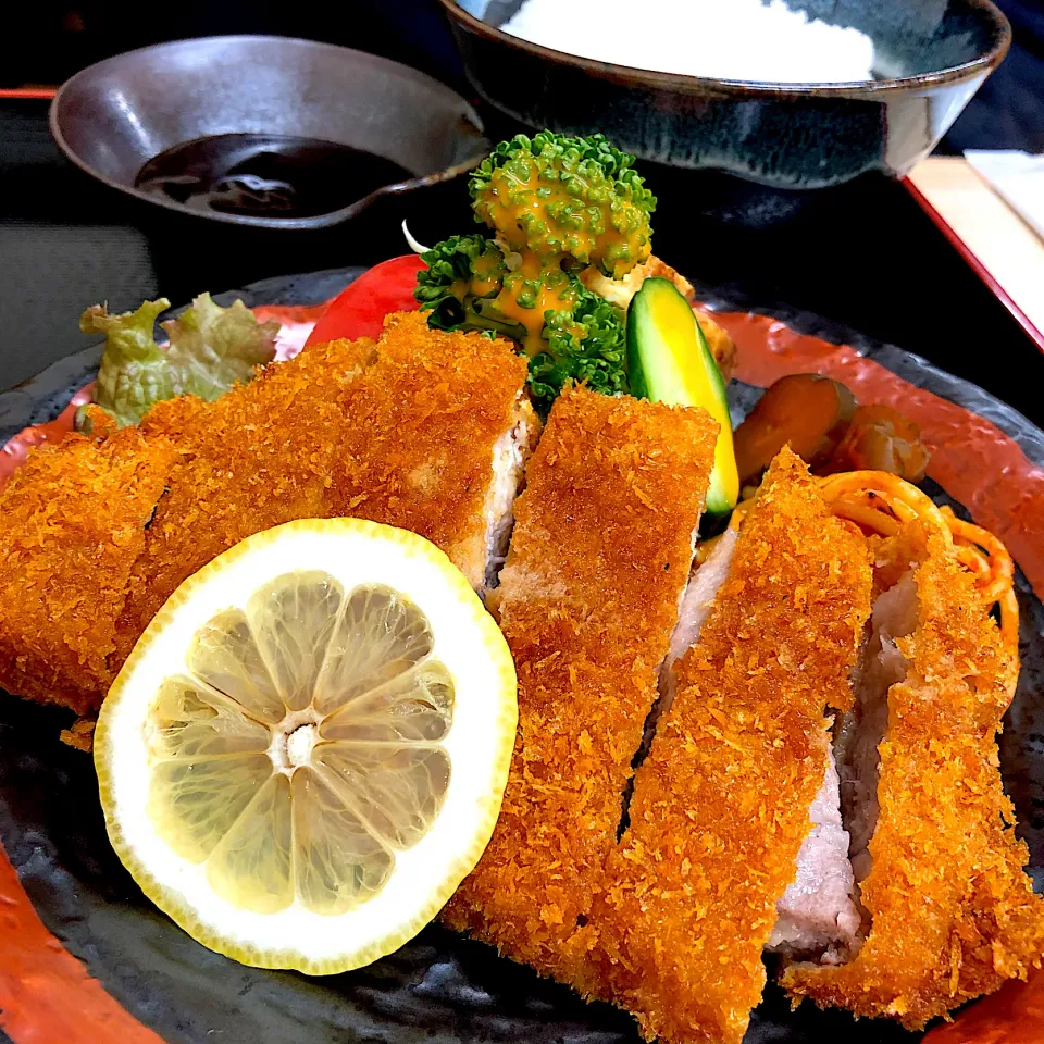 トンカツ定食|ヨッチャンさん