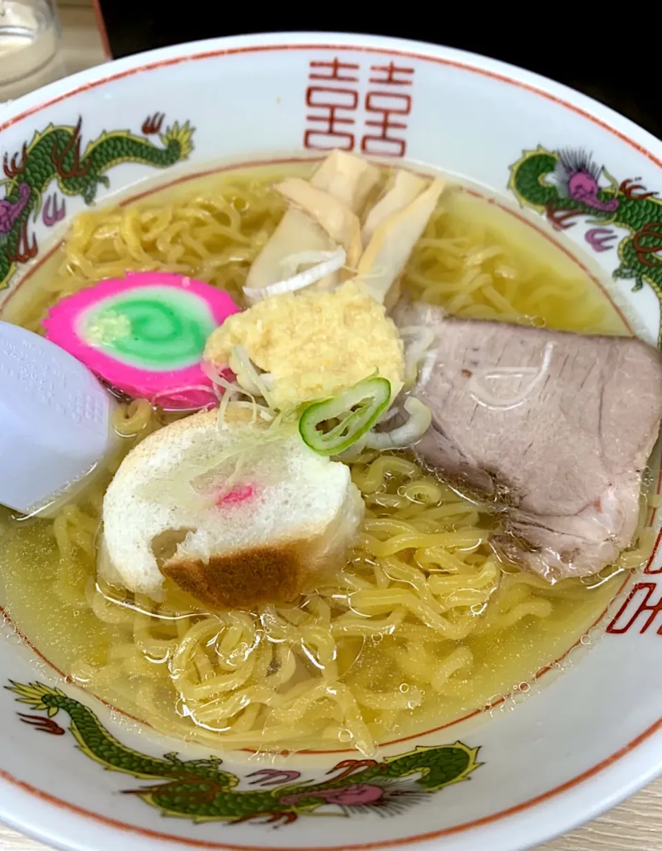 ラーメン信月　しょうがラーメンしお|すずきさん