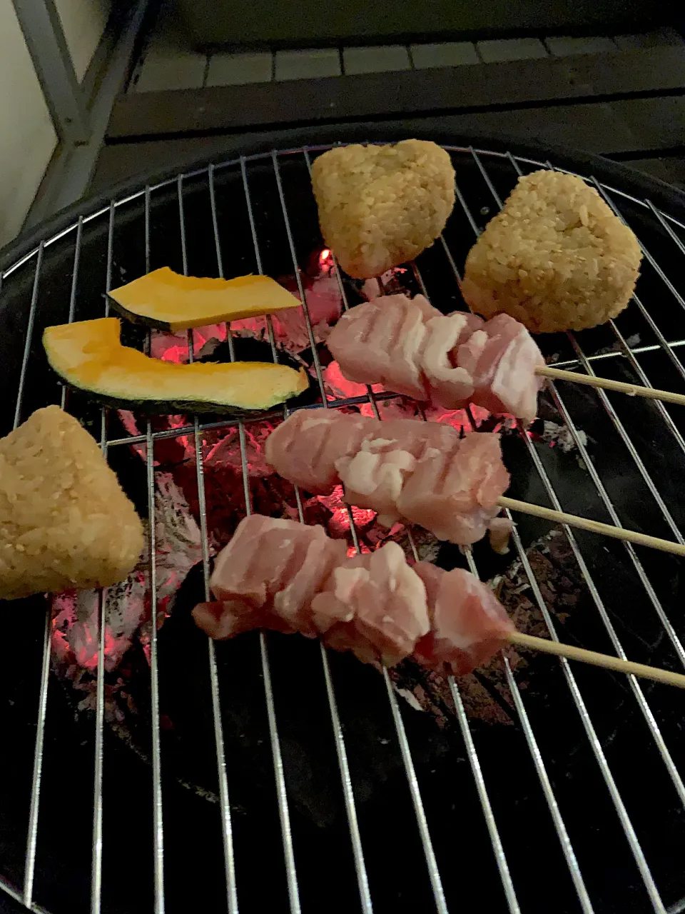 今日はベランダバーベキュー|ぺろたんさん