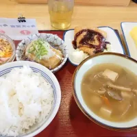 Snapdishの料理写真:アジフライと卵焼き定食|mky710801さん