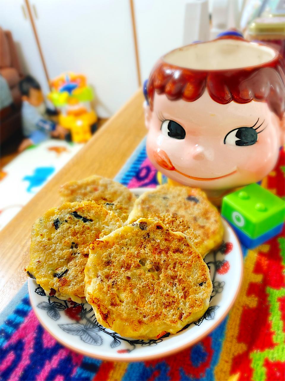 手掴み食べシリーズ♡お豆腐入りふんわりあじバーグ。