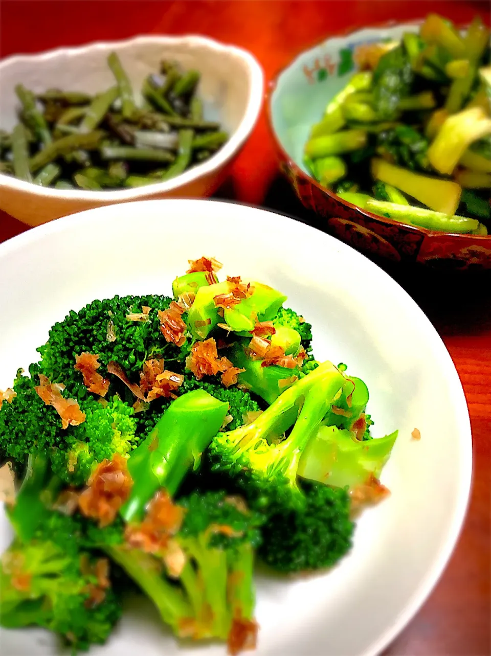 ブロッコリー🥦のおかか和えplusわらびの醤油漬けと野沢菜🍺|みゆきさん