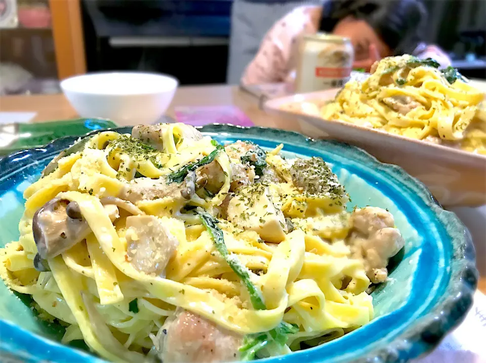 今日のパパパスタ【ガーリックチキンとエリンギのクリームパスタ】|不動南平さん