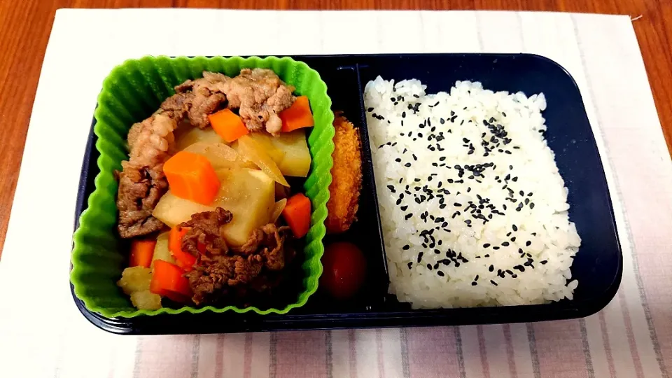 肉じゃが❤️旦那さんお弁当🎵😊|かおるcitronさん