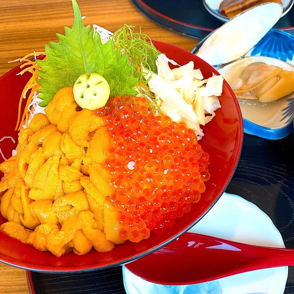 うにいくら丼|ちこさん