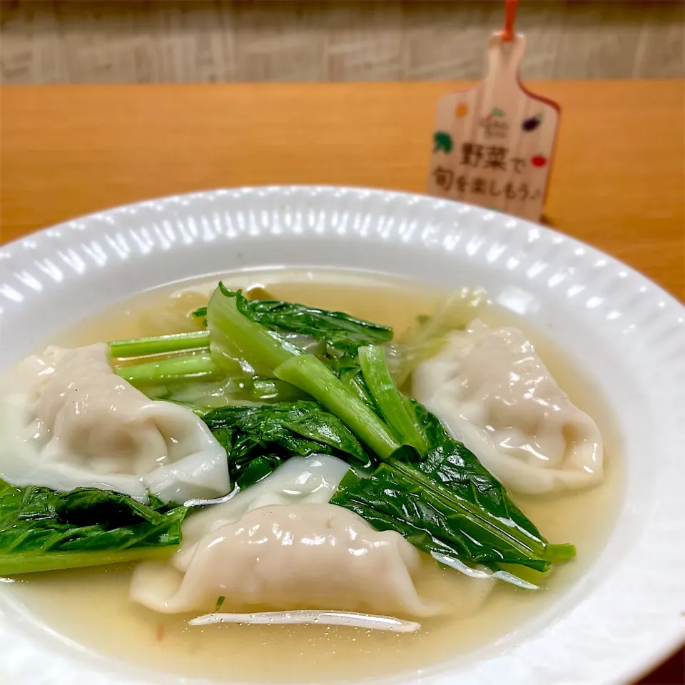 小松菜と水餃子のスープ|むぎこさん