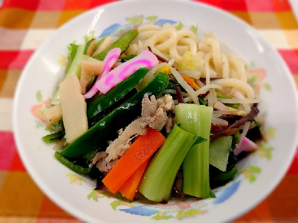 1日分の野菜がとれる！ちゃんぽんうどん|よっしー(=^ェ^=)さん