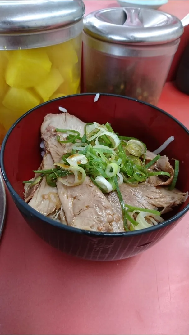 「もっこす兵庫店」チャーシュー丼|タカシさん