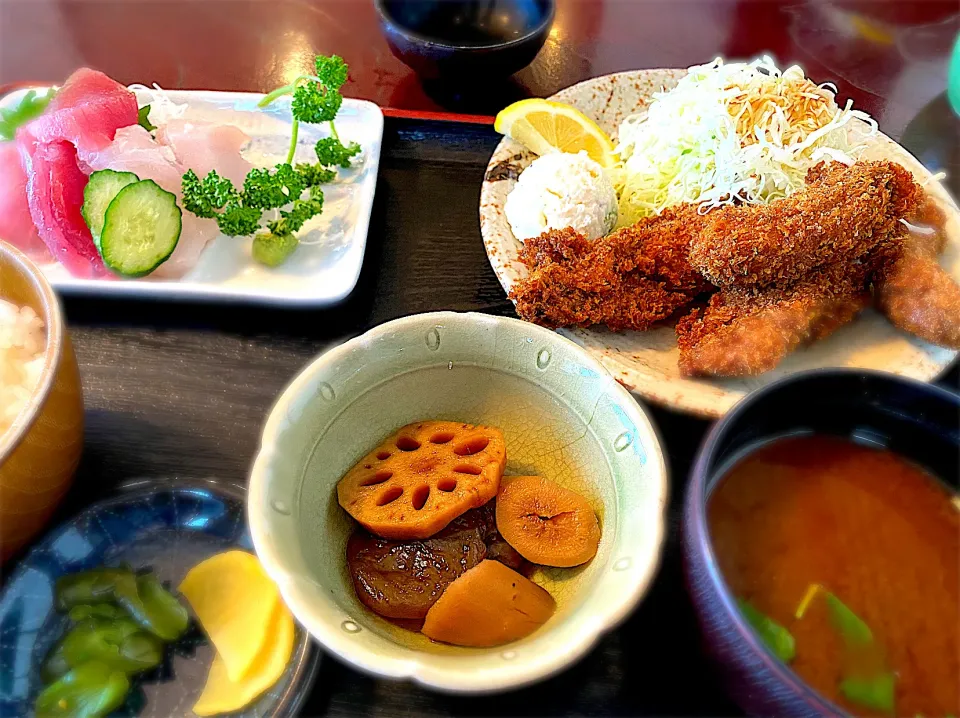 かきフライと刺身定食|古山さん