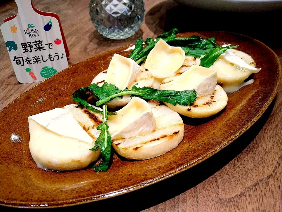 焼きかぶのカマンベールのせ|古尾谷りかこさん