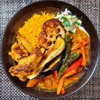 Snapdishの料理写真:手作り 野菜たっぷりスパイスチキンカレー|curry30spiceさん