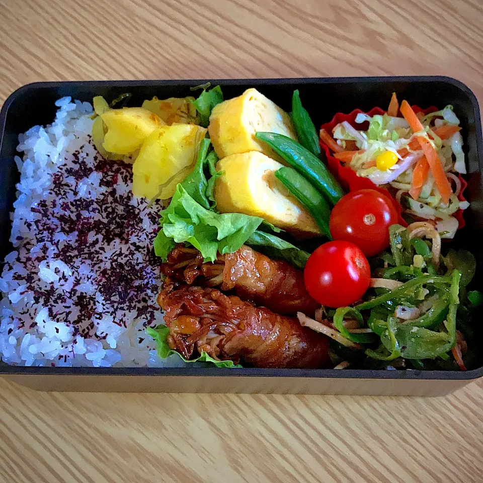 Snapdishの料理写真:主人のお弁当|ツインうさぎさん