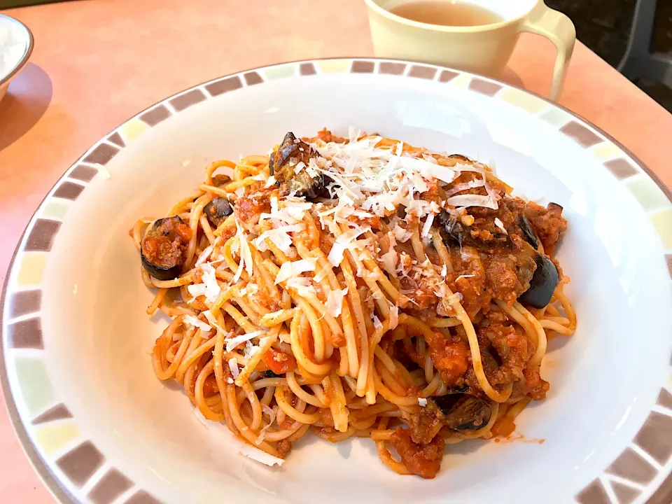 ナスのミートソーススパゲッティ　大盛り|マハロ菊池さん