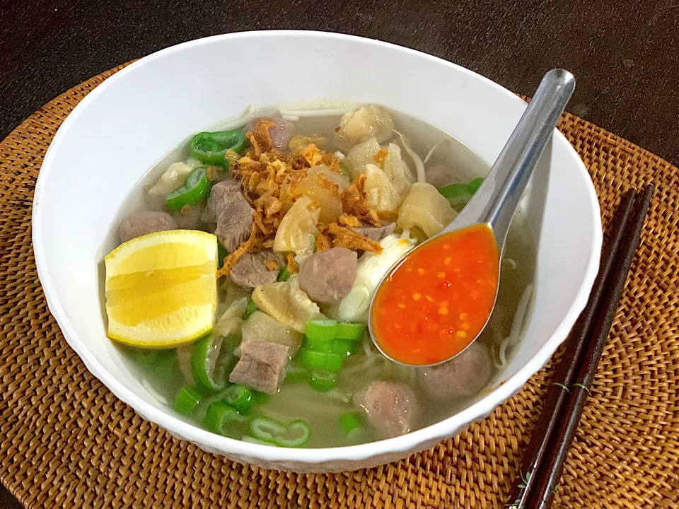 Snapdishの料理写真:Mie kocok Bakso|yeni kartikasariさん