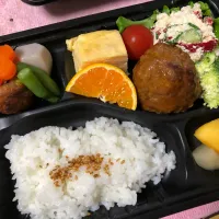 ハンバーグのお弁当|まゆみこさん