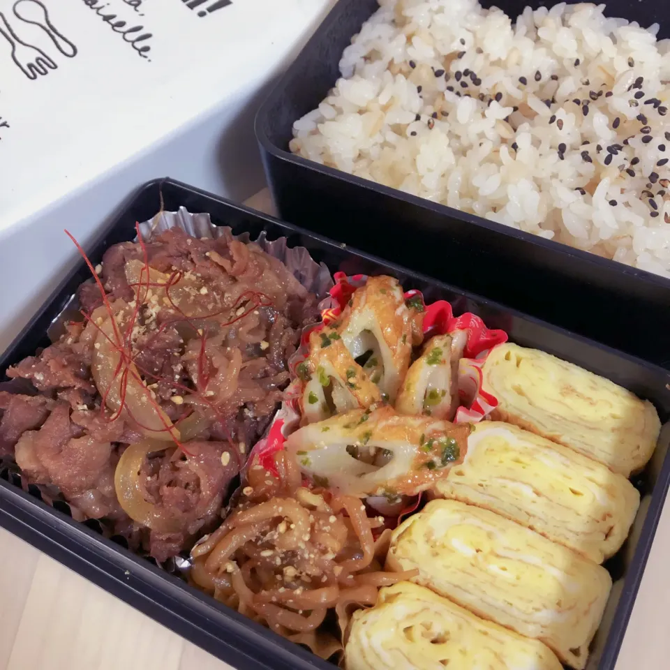 Snapdishの料理写真:牛のしぐれ煮弁当₍ ..̮ ₎ ⁽ ˙˙̮ ⁾|융태지ෆ⃛さん