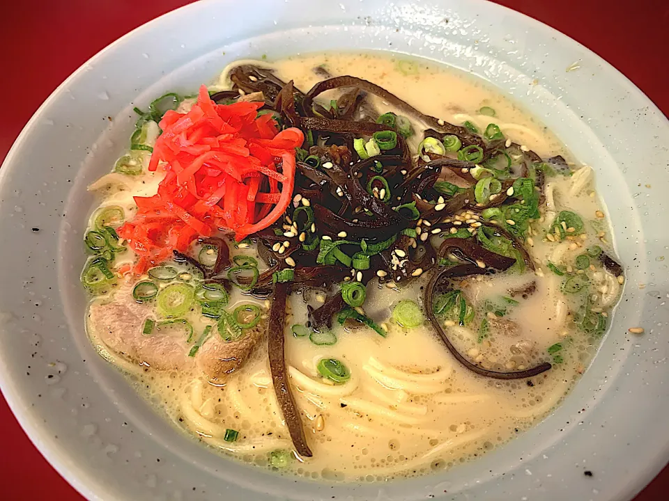 木耳豚骨ラーメン🍜|みほままこさん