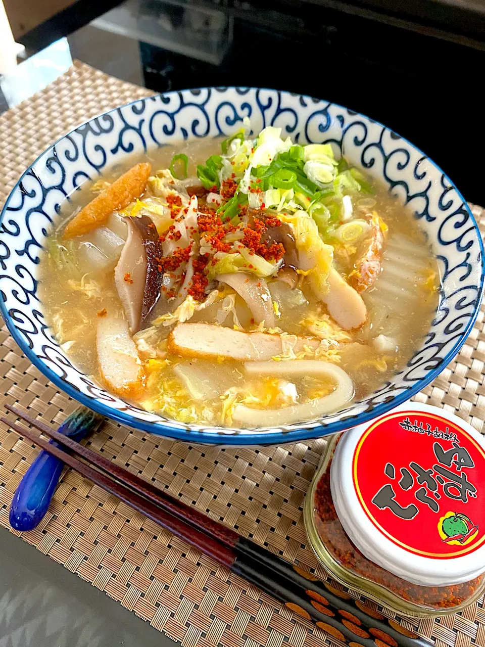 ゆかりさんの料理 きのこの卵とじうどん🍄〜ゆずからりんバージョン〜|ゆかりさん