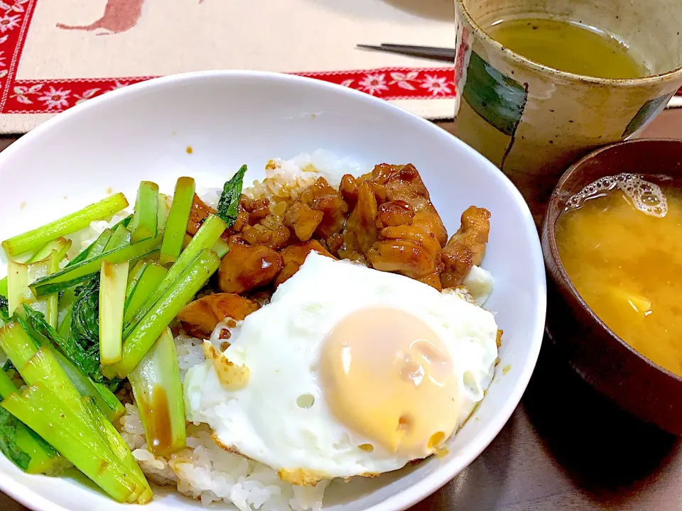 Snapdishの料理写真:照り焼きチキン丼|ふくぷくさん