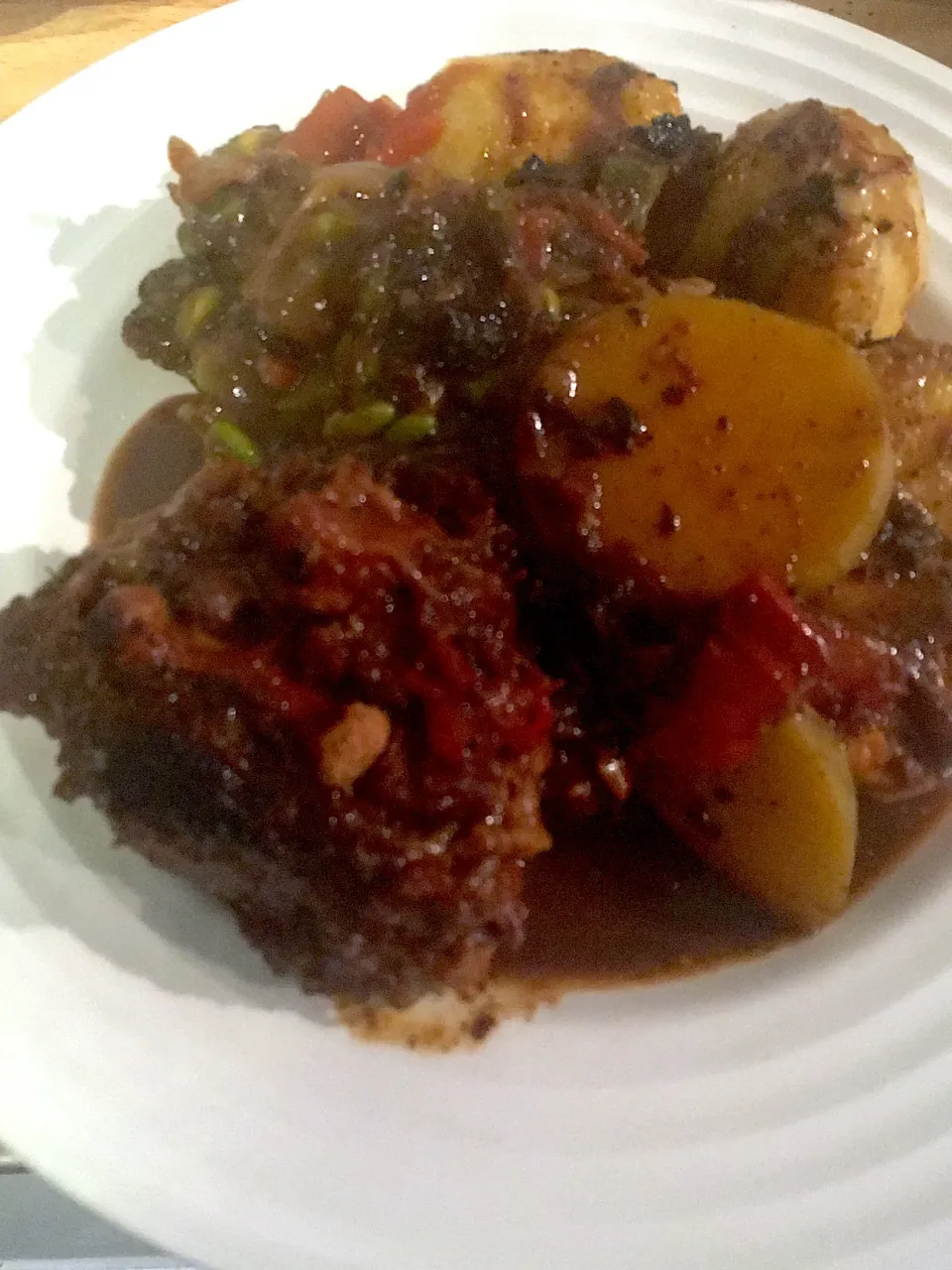 Stewed oxtail with cassava, sweet potatoes, edamame and corn meal dumplings|Leona A Williamsさん