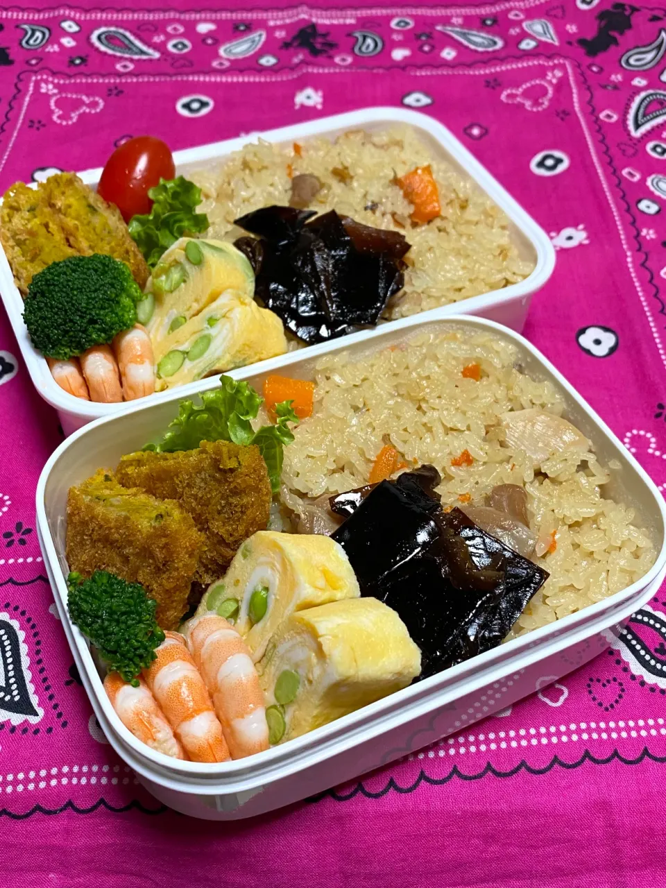 Snapdishの料理写真:息子のお弁当(強制～炊き込みご飯😃)|かあたんさん