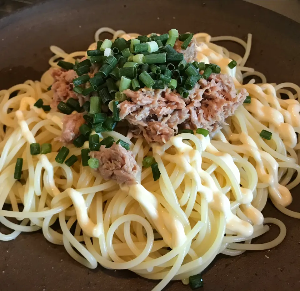 Snapdishの料理写真:ツナマヨポン酢パスタ|sanaeさん