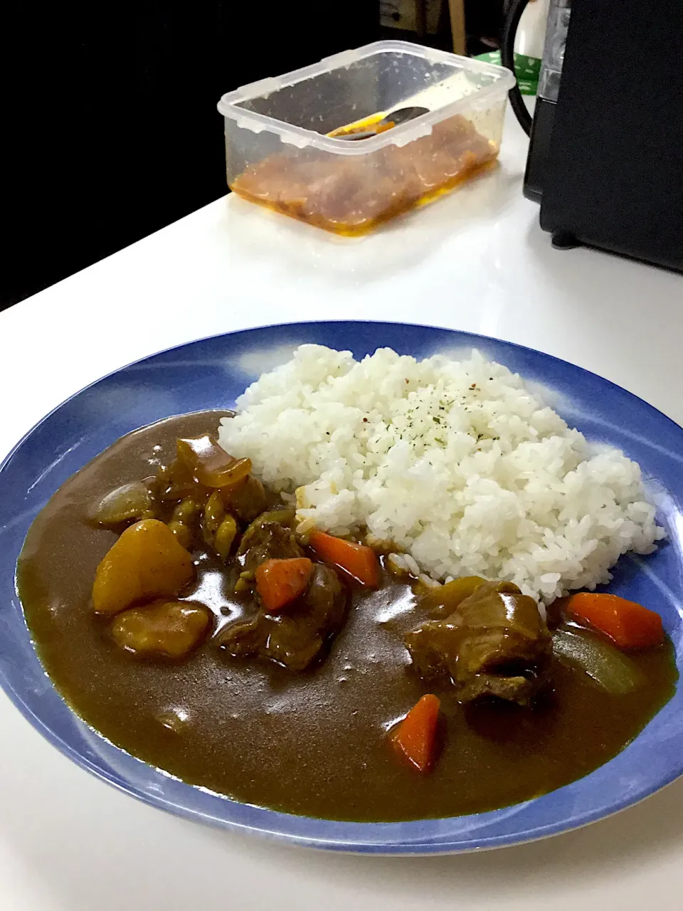 Snapdishの料理写真:牛タンカレー|不二さん