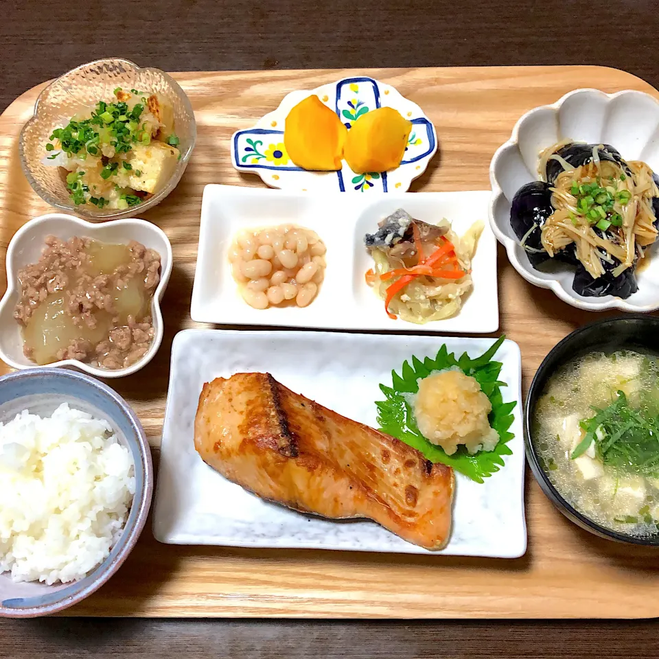 Snapdishの料理写真:鮭の塩焼き|yukky monchiさん