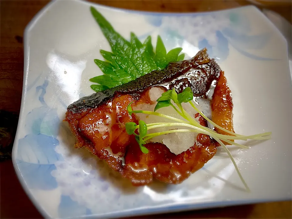 鰤の照り焼き|名状しがたいゴミムシのようなものさん