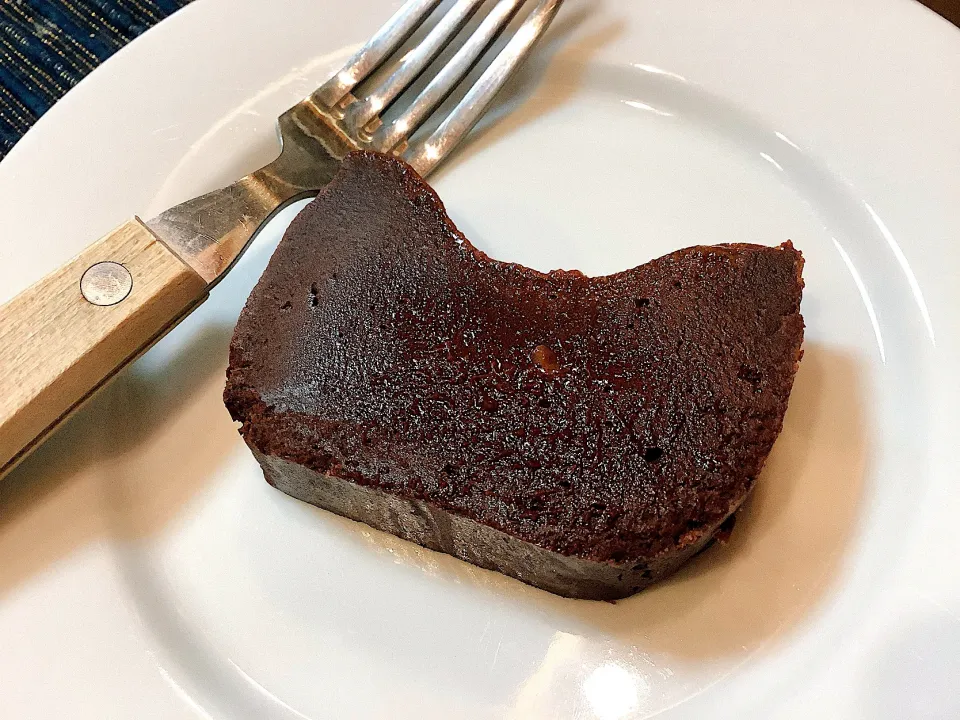 KEN‘S CAFE TOKYOさんのチョコレートケーキ😋|アライさんさん