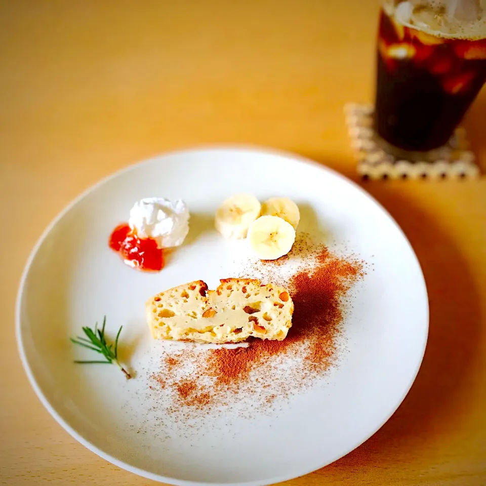 Snapdishの料理写真:ちょっぴりオシャレに　バナナケーキ|FIKA789さん