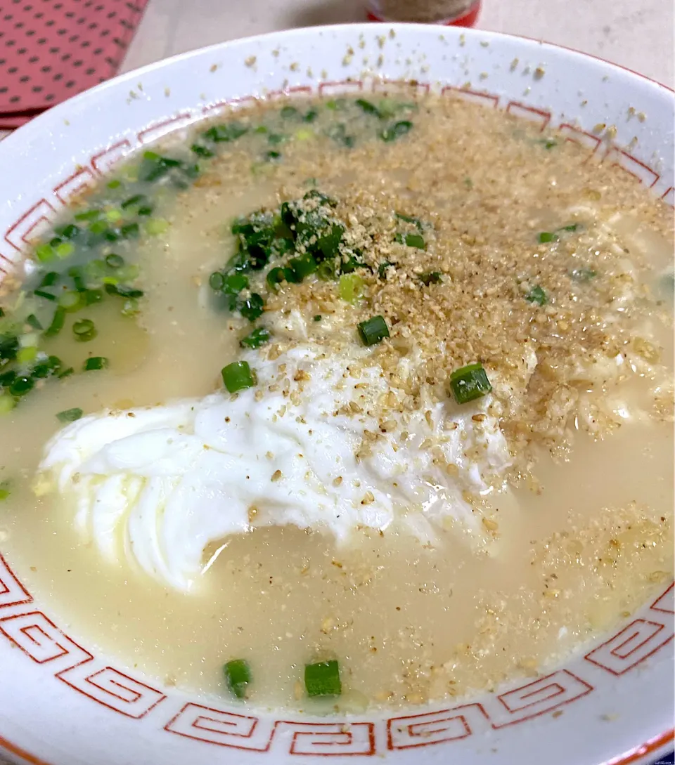 飲んだ後の〆のラーメン　自分で作ったうまかっちゃん硬麺|Kouji  Kobayashiさん