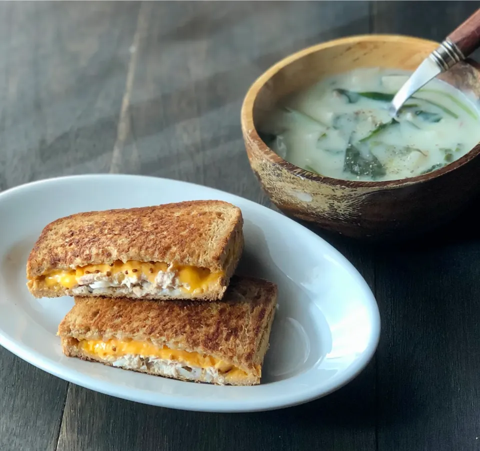 Snapdishの料理写真:ツナメルトとベーコンほうれん草のシチュー　Tuna melt, spinach and bacon stew|マユマユさん